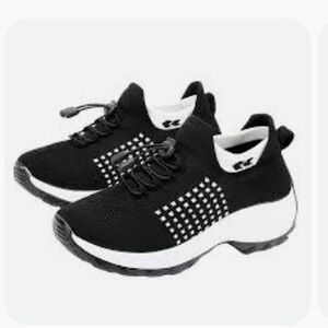 Women's Black and White Athletic Shoes